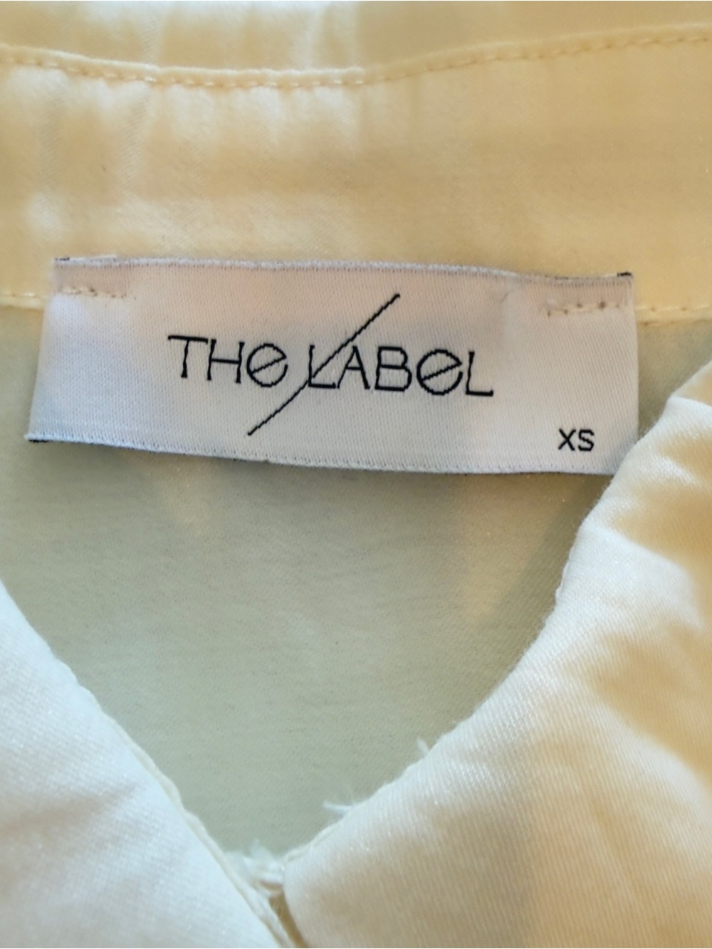 The Label Edition Ezra Ruffle Shirt Off-White Cream Heart Buttons XS Excellent - Picture 9 of 13